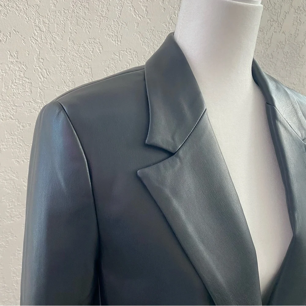 Zara Blogger Favorite Black Faux Leather Blazer Button Front Jacket Size XL NWT - Picture 13 of 16